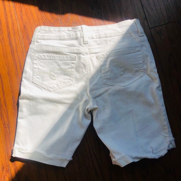 white jean kid shorts - Picture 2 of 2